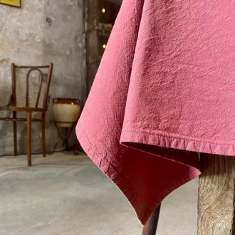 Maison Empereur plain washed cotton tablecloth