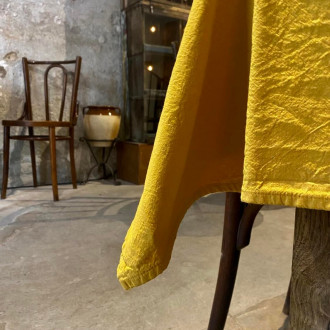 Maison Empereur plain washed cotton tablecloth
