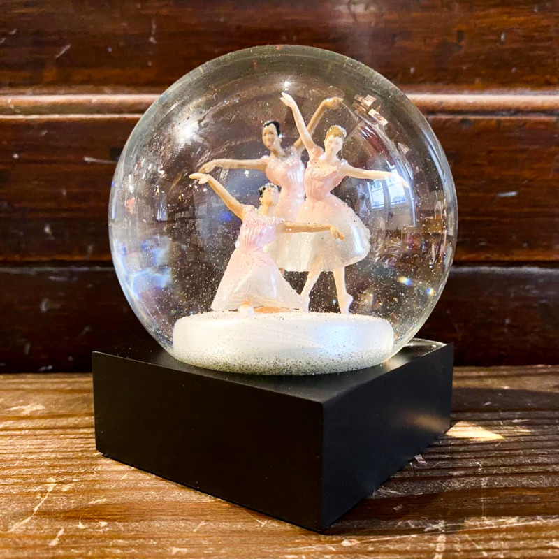 Boule à neige trio de danseuses