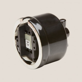 Surface mounted rotary switch in porcelain