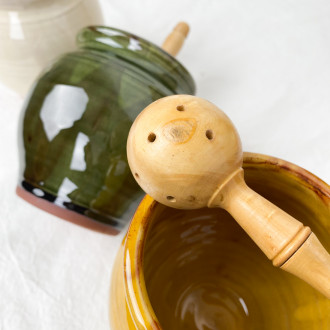 Provencal ceramic olive pot