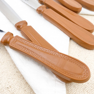 Caramel dog knives (x6)