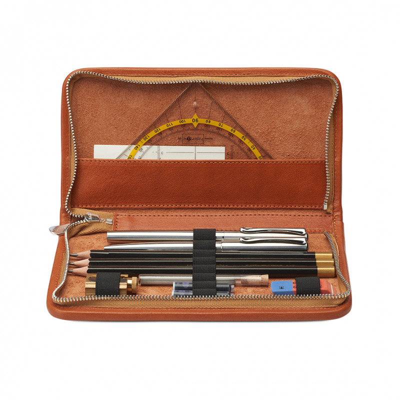 Double Trousse en cuir naturel pour transporter près de 31 crayons et  stylos.