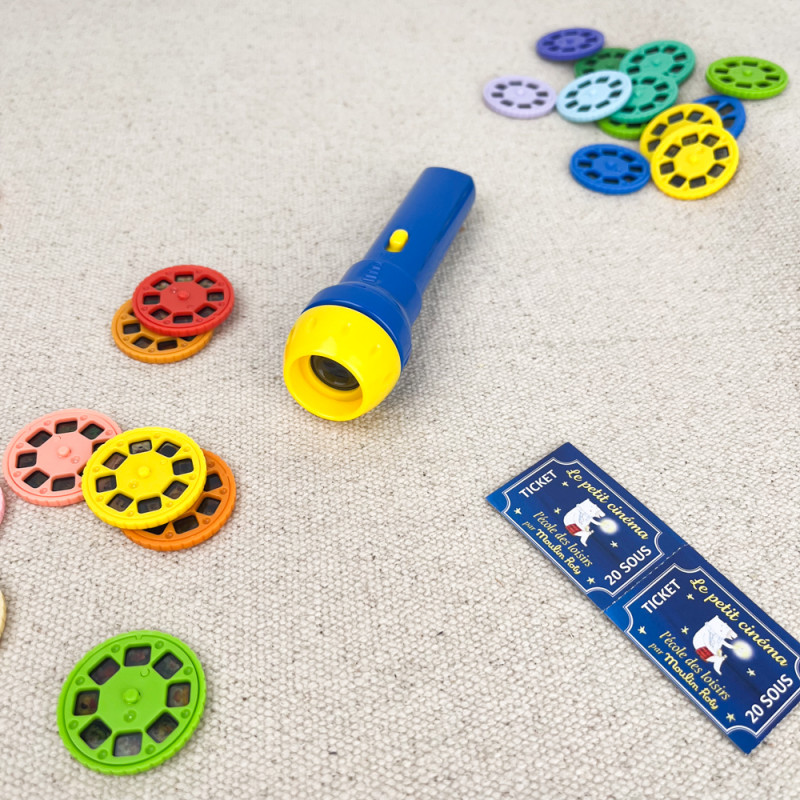 Coffret cinema 32 histoires - lampe ?� histoire - Collection Ecole des Loisirs