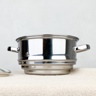 Universal steamer for saucepans