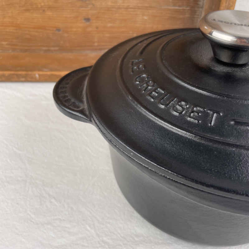 Saucier En étain Artisanal – Gris – Pièce Unique D'occasion