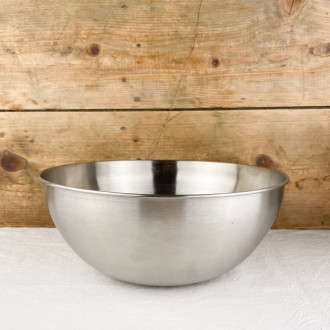 Stainless steel salad bowl