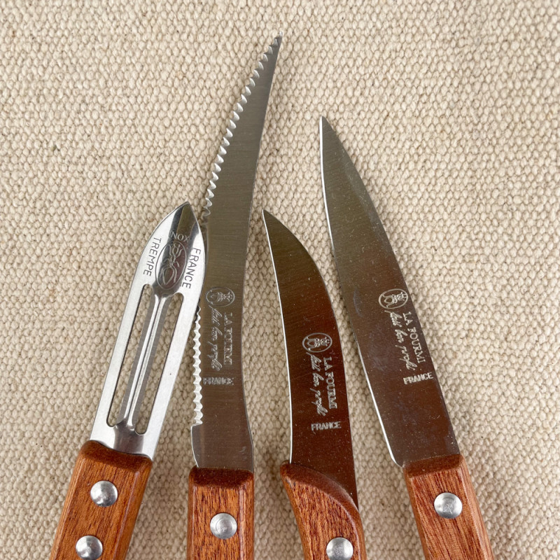 LA FOURMI - LOT 24 COUTEAUX DE CUISINE LAME INOX