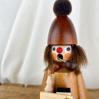 Gnome incense burner with bonnet