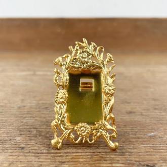 Mini gilded frame with flowering branches