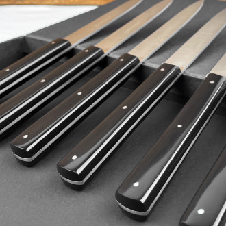 6 couteaux de table noirs et inox Richelieu au Sabot