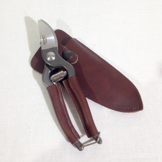 Forged pruning shears