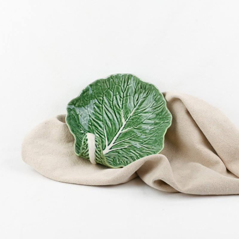 Cabbage leaf dish Bordallo Pinheiro