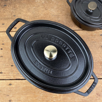 Cocotte en fonte ovale noire mate