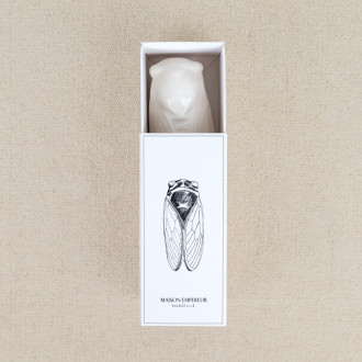 Maison Empereur wall-hung ceramic cicada