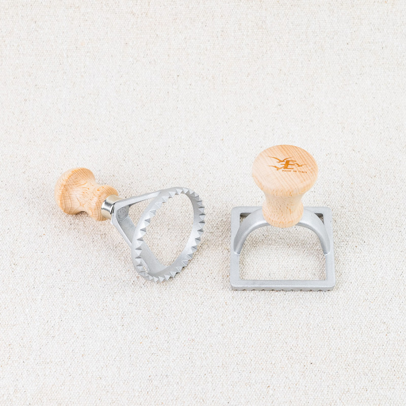 Ravioli cutters