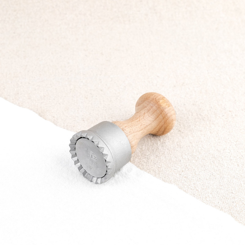 Emporte-pièce à raviolis à ressort