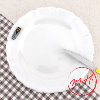 Assiette plate blanche Cigale