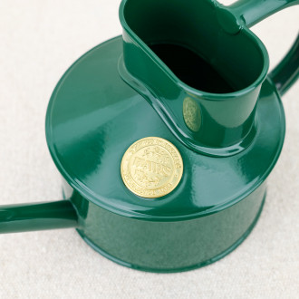 Small green enamelled metal watering can 0.5 L
