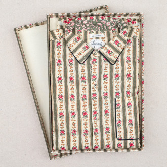 Chemise dans sa boîte assortie