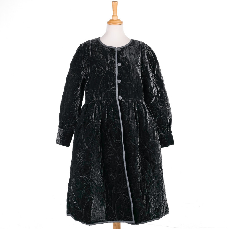 Long reversible coat in black velvet