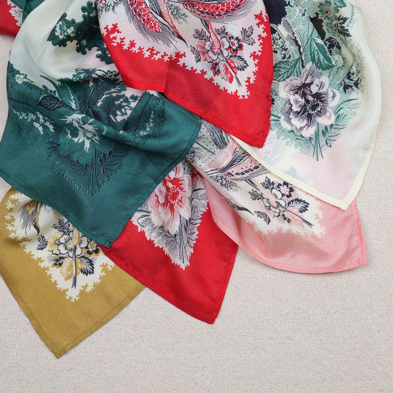 Carré de soie 47 x 47 cm