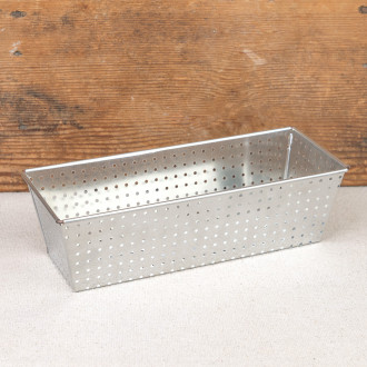 Moule à pain perforé en fer blanc grand modèle
