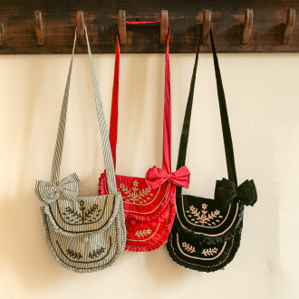 Sac bandoulière avec pince à cheveux