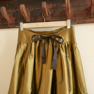 Jupe en taffeta kaki