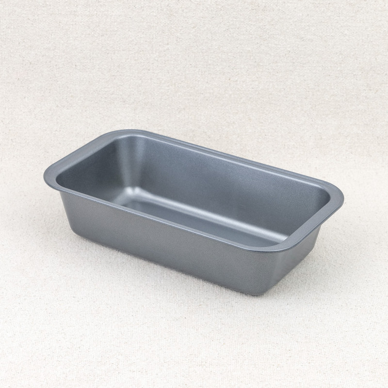 Medium model: L 24 cm x W 13 cm x H 6 cm