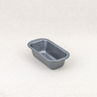 Small model: L 15 cm x W 7.5 cm x H 4.5 cm