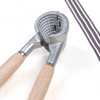 Casse-noix traditionnel