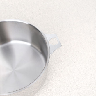 Twisty casserole dish De Buyer