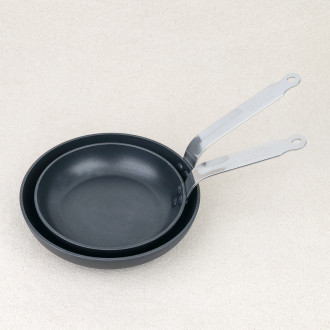 Non-stick induction frying pan De Buyer