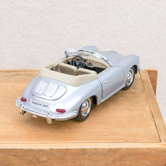 Miniature Porsche 356 B