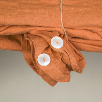 Comforter cover in 100% linen with pearly buttons