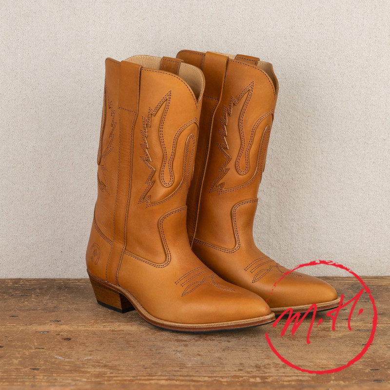 Natural leather gardiane boots
