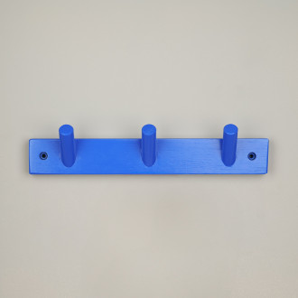 Porte-manteau en bois bleu