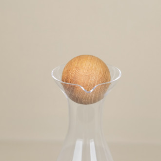 Oil and vinegar set with wooden stopper