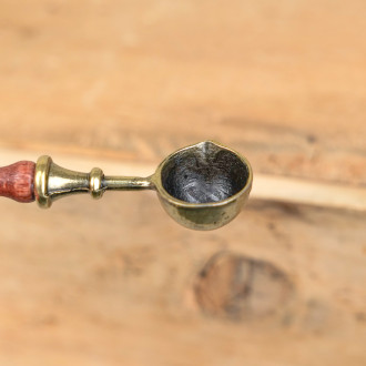Cuillère à cire laiton et bois