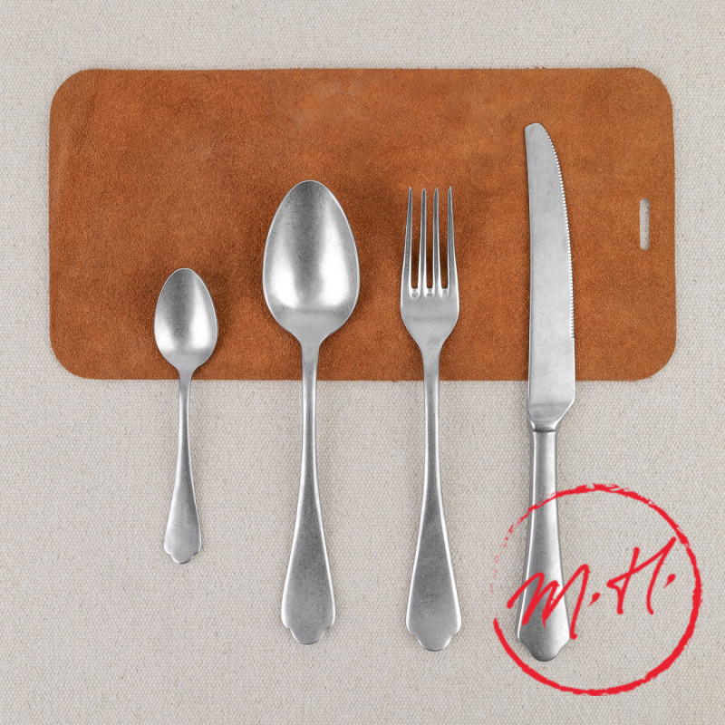 24-piece household set in smooth pewter