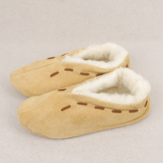 Chaussons en daim fourrés