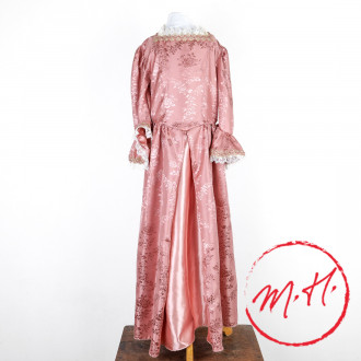 Costume de marquise vieux rose