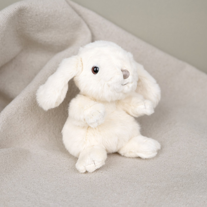 Lapin en peluche