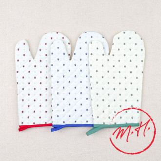 Colorful calisson glove potholder