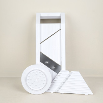 Mandoline avec poussoir et accessoires