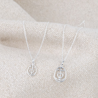 Collier Croix de Camargue argent entourée