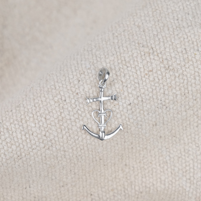 Pendentif croix de Camargue argent