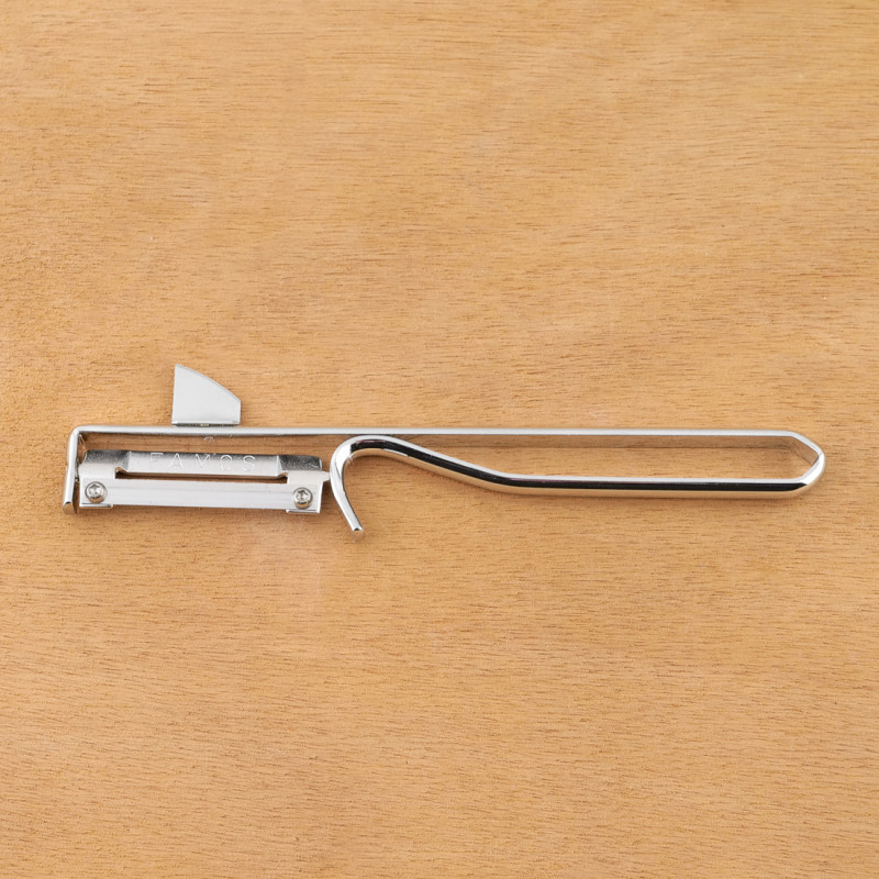 Famos asparagus peeler