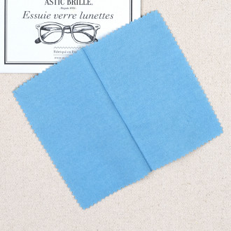 Essuie verre à lunettes